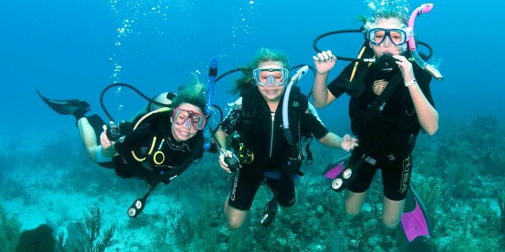 Diving Day Trips & Daily Diving Boat in Hurghada